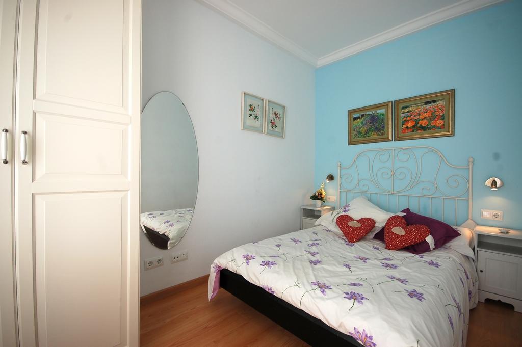 Lets Holidays Centric Apartment In Barcelona Rum bild
