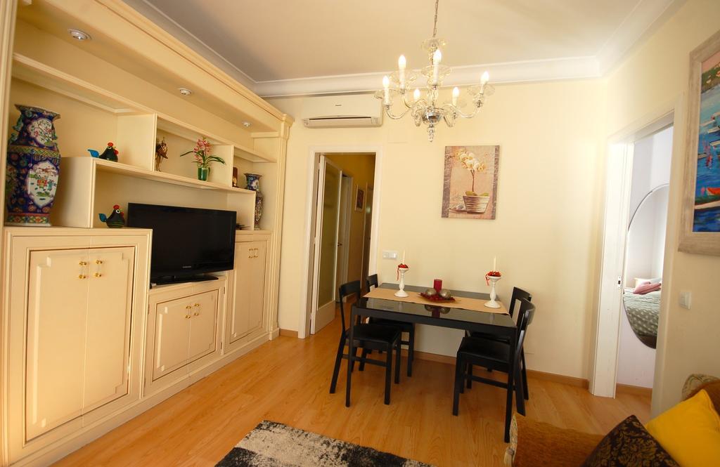 Lets Holidays Centric Apartment In Barcelona Rum bild